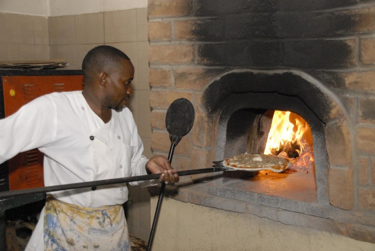 Bahari Pori Resort Pangani Buitenkant foto