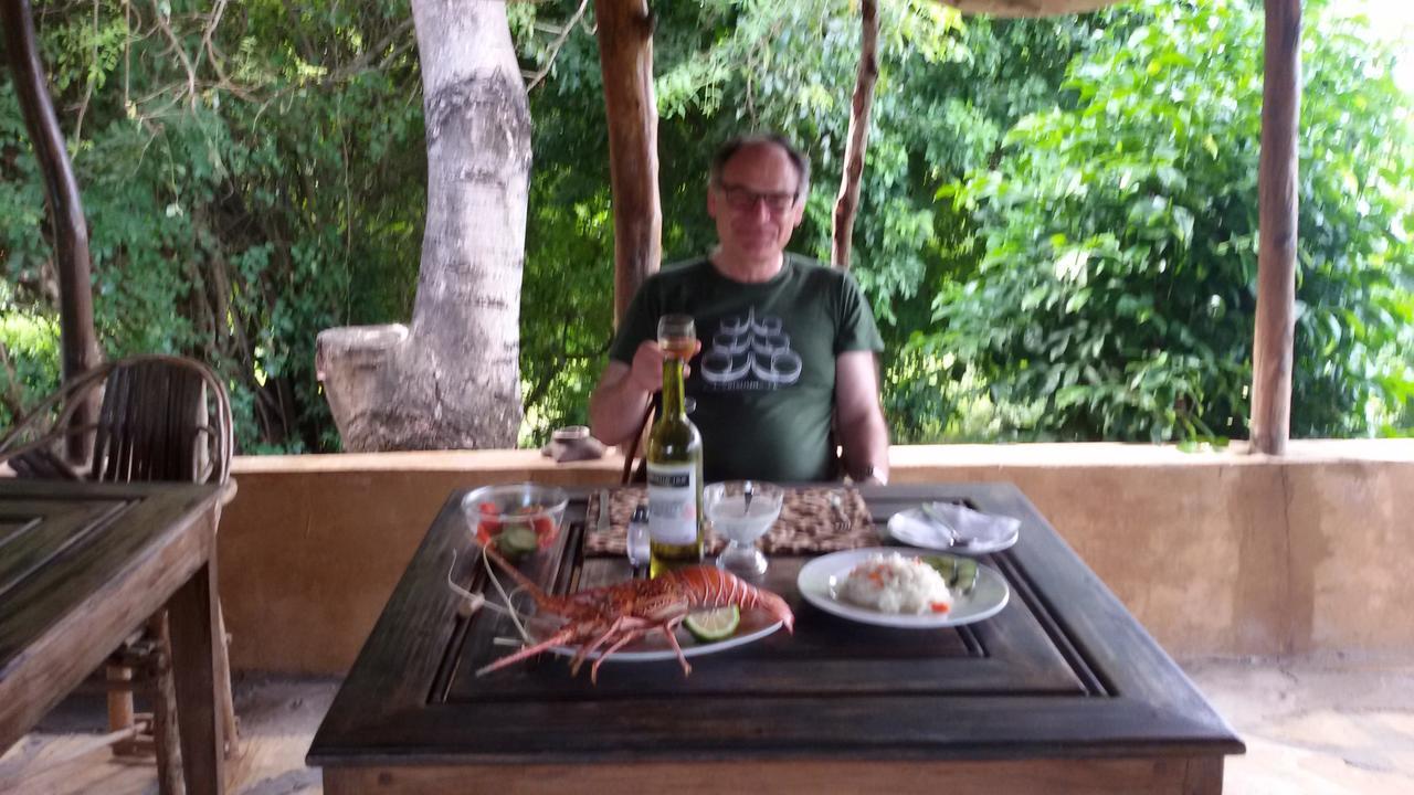 Bahari Pori Resort Pangani Buitenkant foto