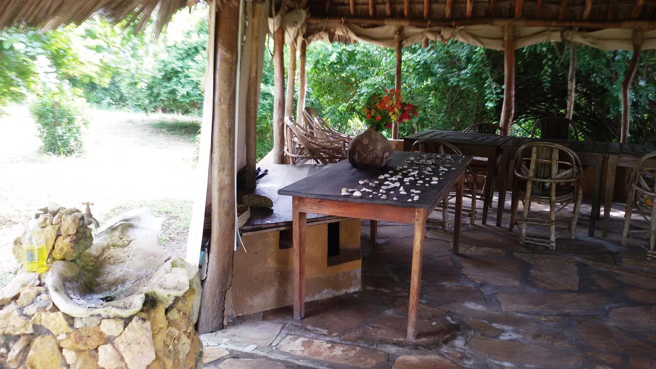 Bahari Pori Resort Pangani Buitenkant foto